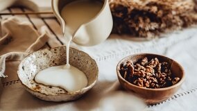 Kozi jogurt – lekkość, natura i smak z charakterem